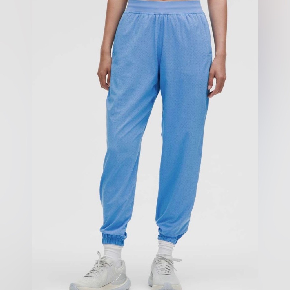 049 Lululemon Adapted State Perforated High-Rise Jogger NWT